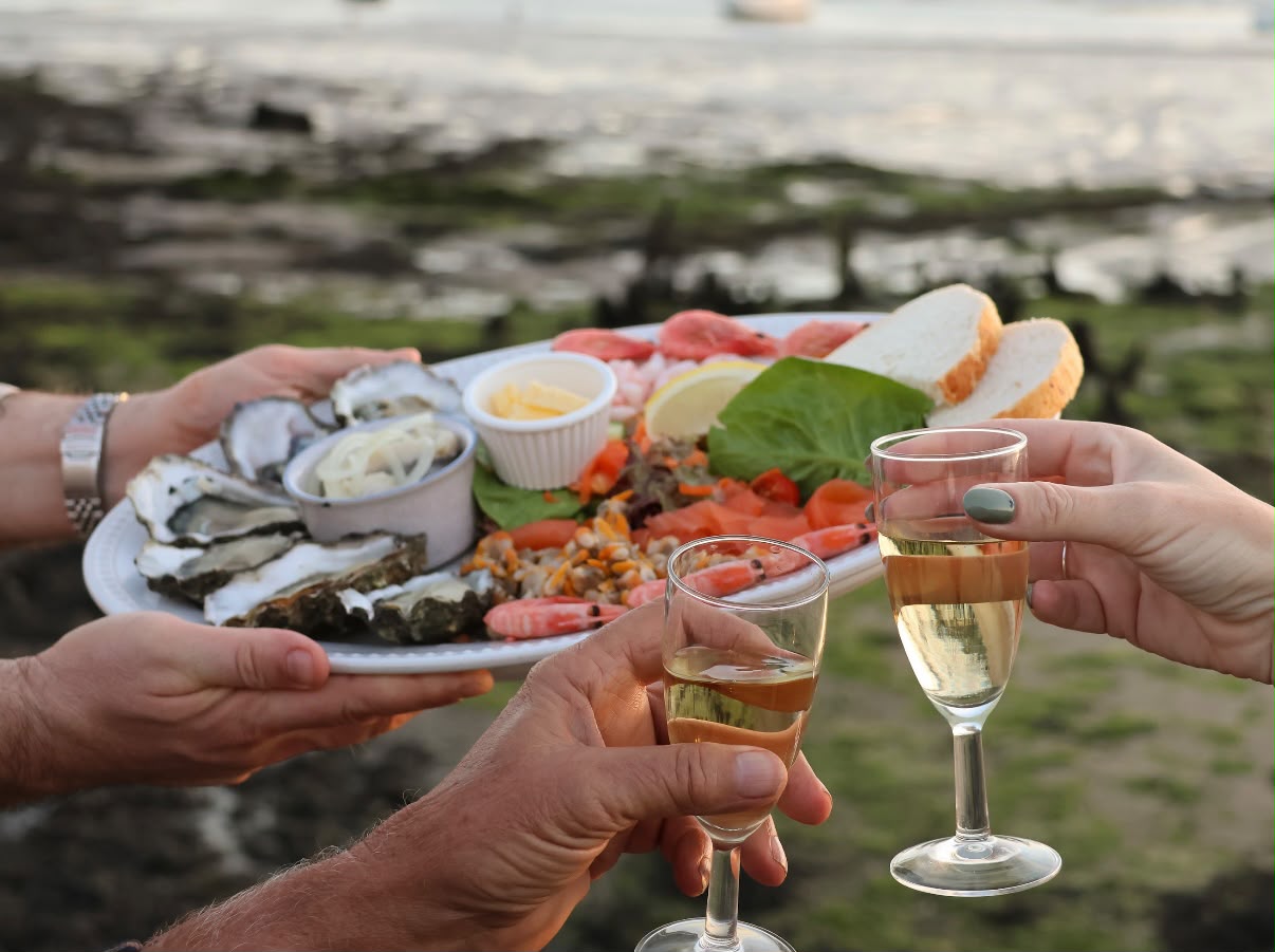 Seafood at Dawn gallery photo 6